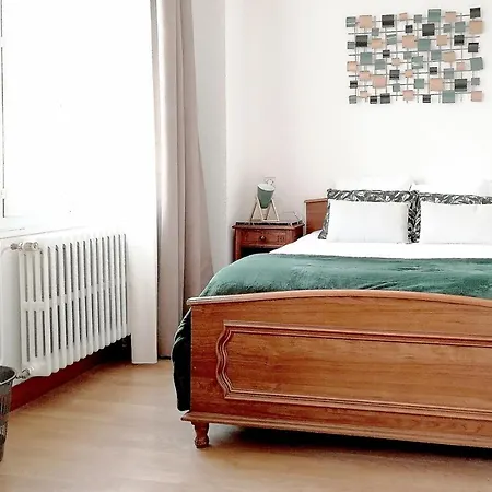 Hotell Du Midi Beaufort-sur-Gervanne